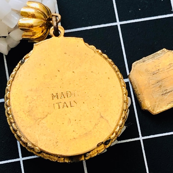 RARE Vintage Estate Italian Deco White Necklace - Picture 2 of 12